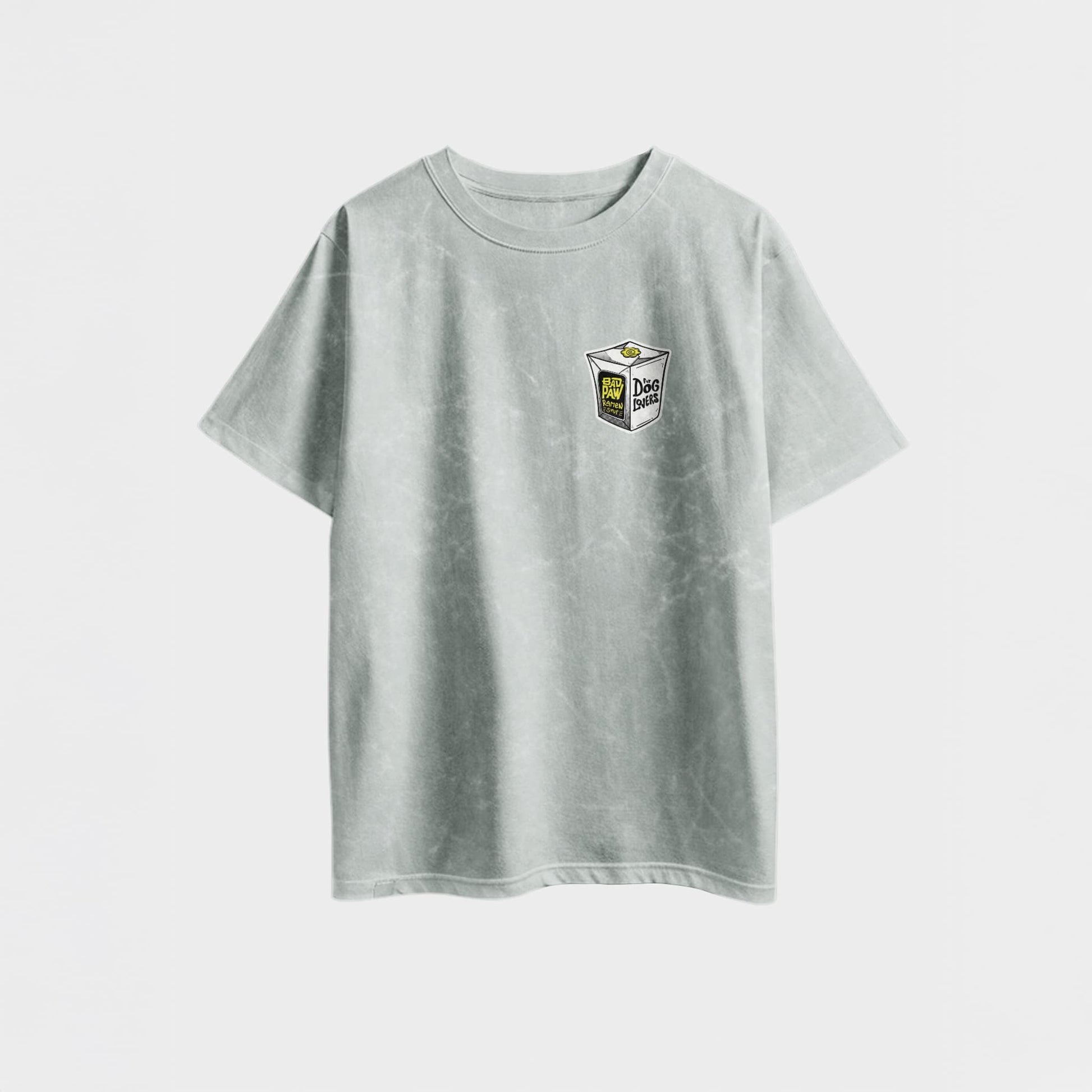 Bad Paw - Ramen Tee - No es sopa, pero te va a calentar el alma
